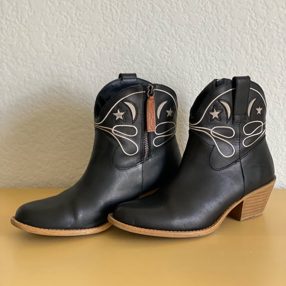 dingo Shoes - Dingo Cowgirl Boots | Size 7.5